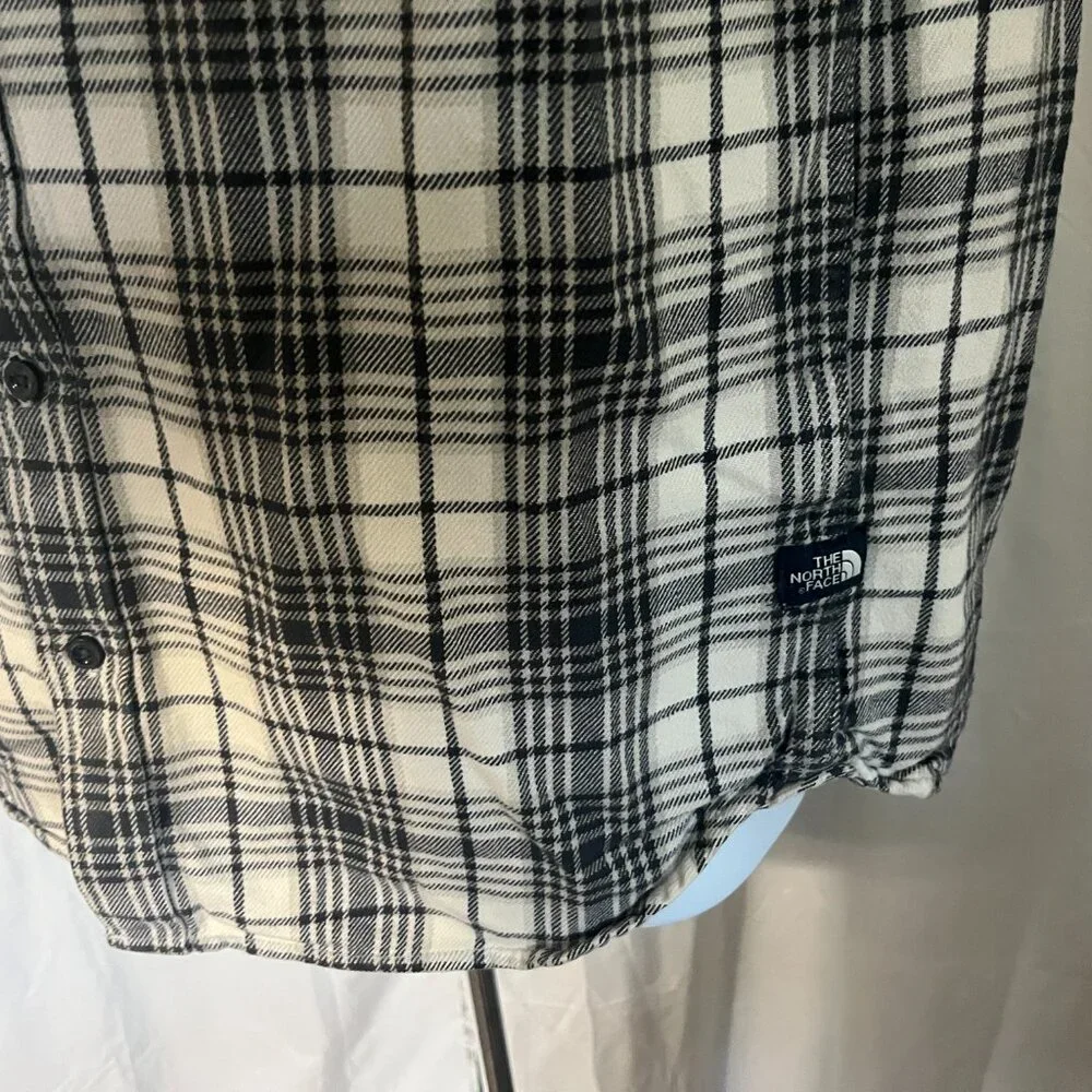 The North Face Men’s Heavyweight Plaid Flannel Shirt M 🔥 White Gray Blue 🏔️